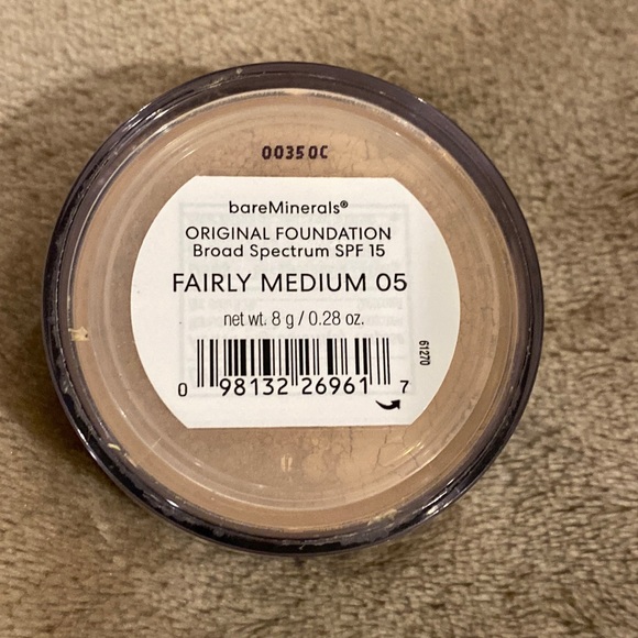 NWT Bare Minerals Full Size Foundation, fairly medium